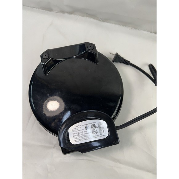 Uncanny Brands Star Wars‎ Darth Vader Waffle Maker - Red Silhouette - Picture 7 of 9